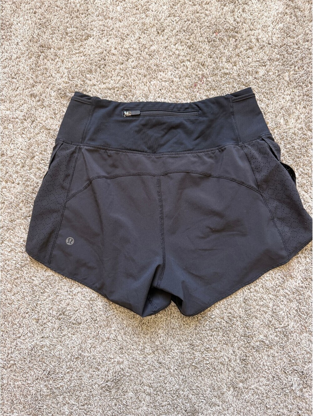 Lululemon Real Quick Short - Picture 1 of 3